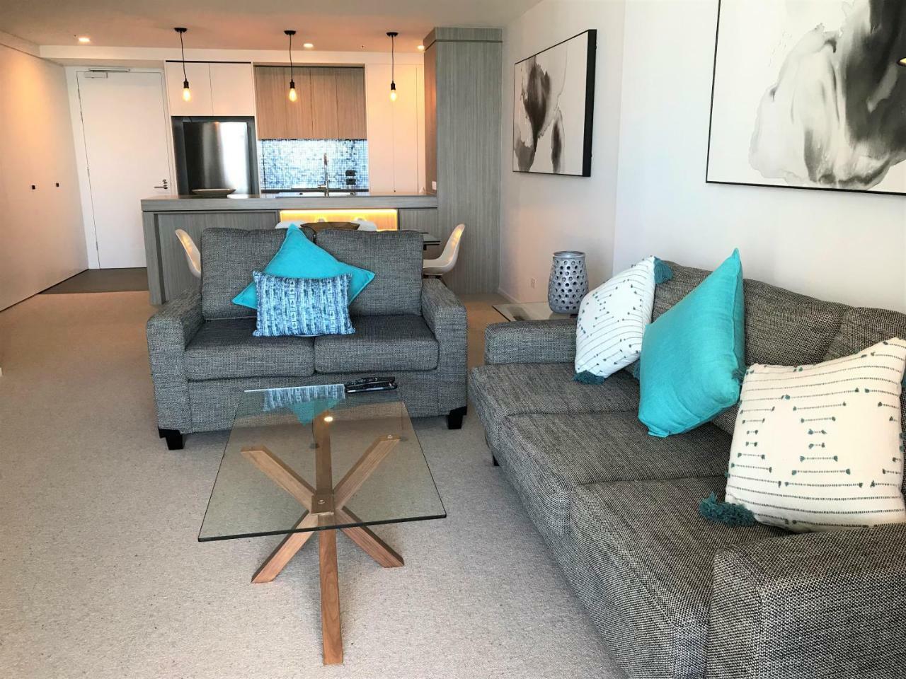 Qube Broadbeach Ocean View Apartments Gold Coast Dış mekan fotoğraf