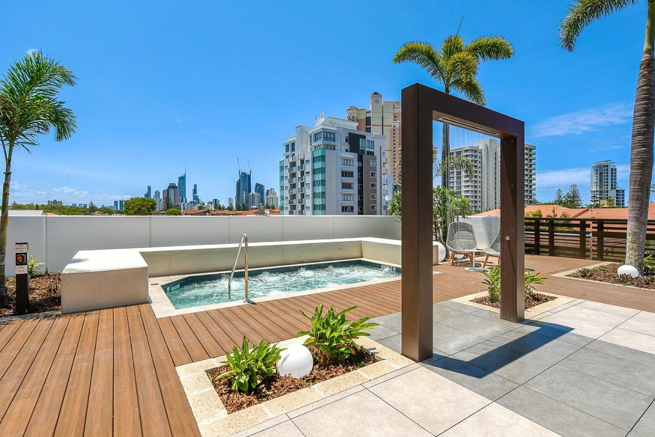 Qube Broadbeach Ocean View Apartments Gold Coast Dış mekan fotoğraf